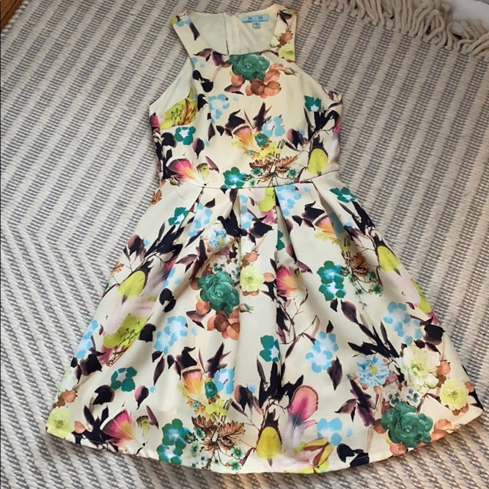 Francesca’s floral dress - M